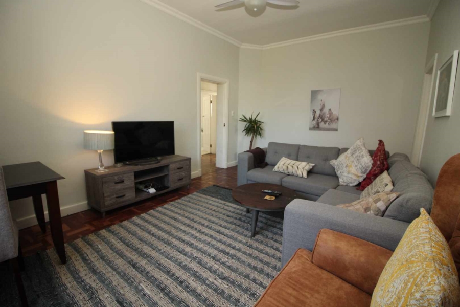 2 Bedroom Property for Sale in Sea Point Western Cape